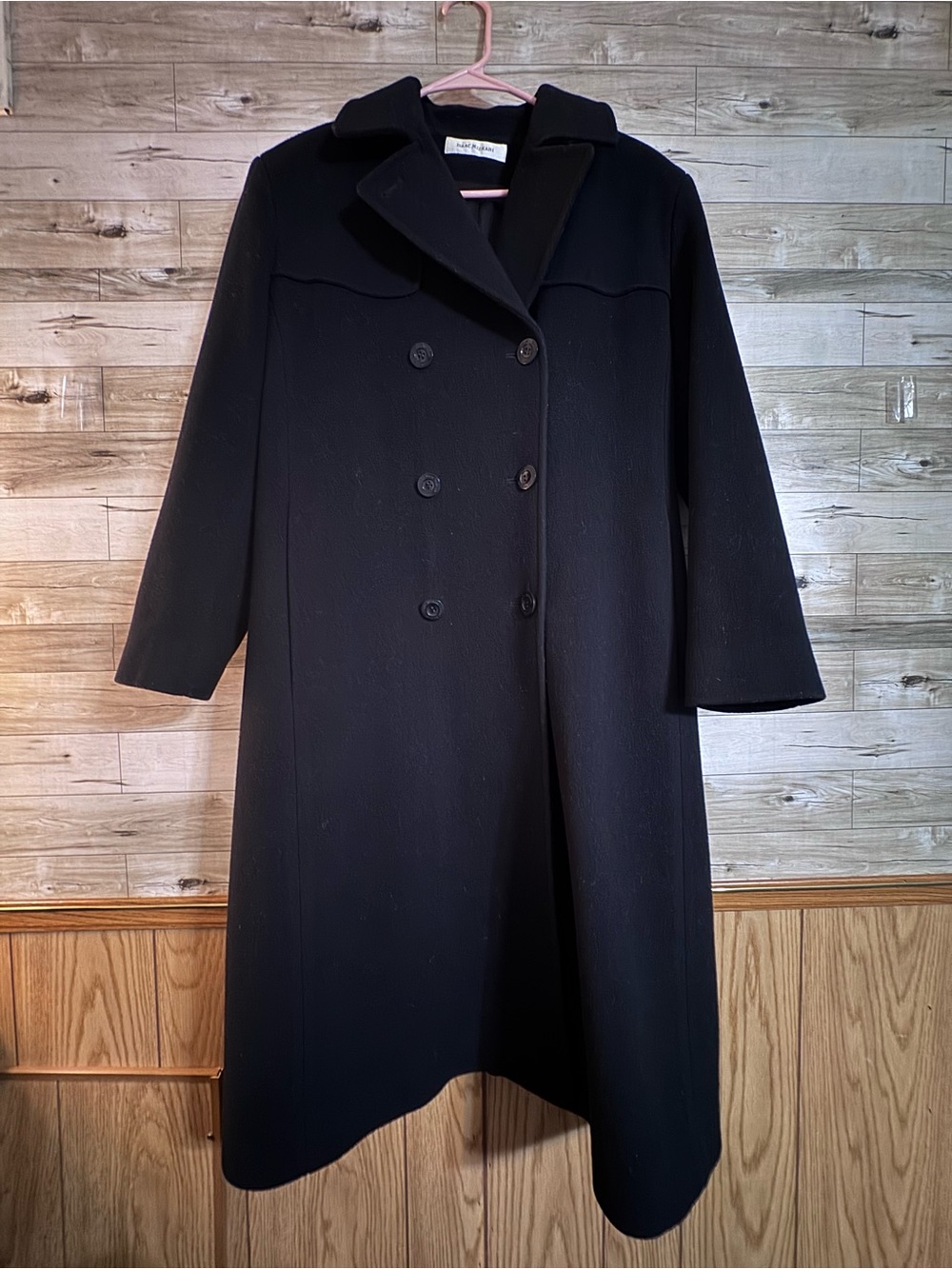Vintage 1996 Isaac Mizrahi Saks
Fifth Avenue 100% Merino Wool
Overcoat Black 8